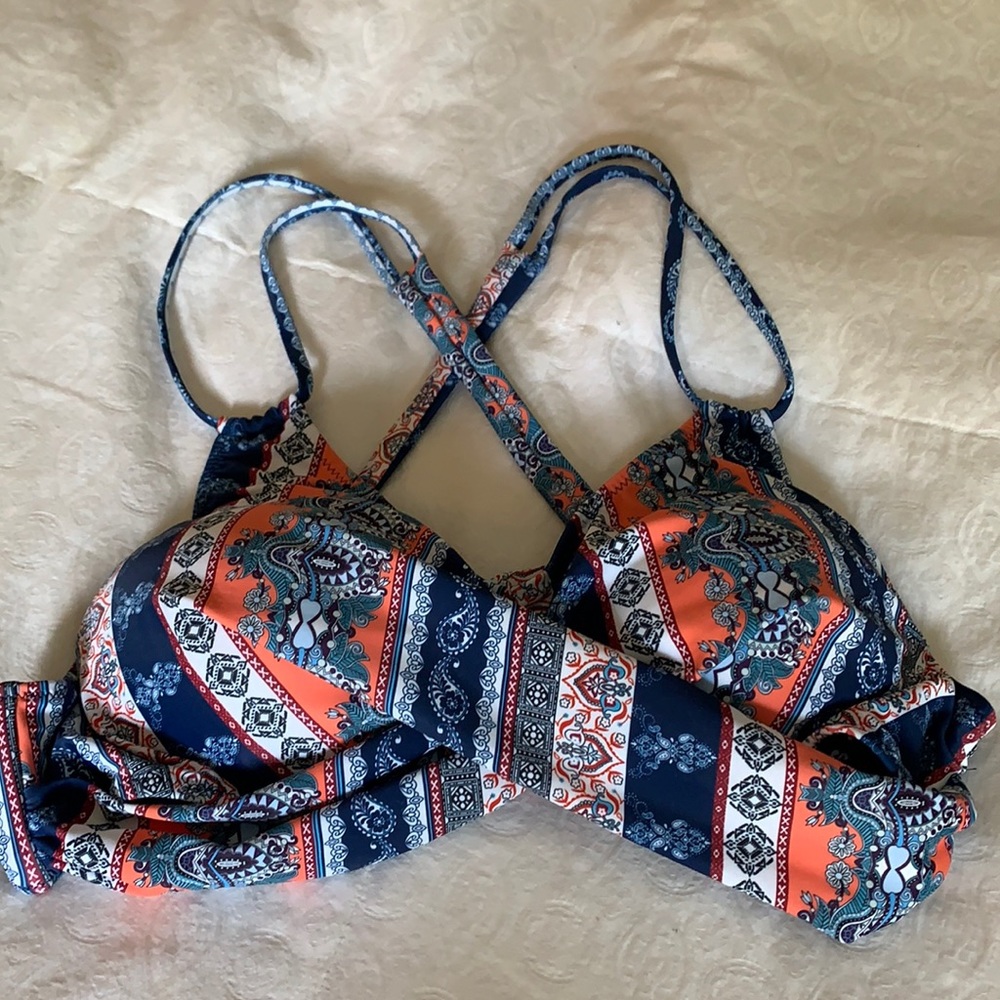 Cupshe Bikini Top